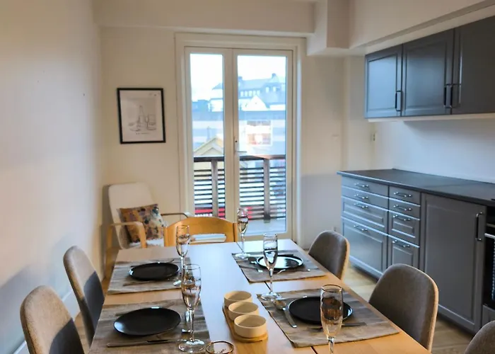 Modern 3-bedroom In - Prime Location * Voss