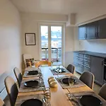 Modern 3-bedroom In - Prime Location * Voss