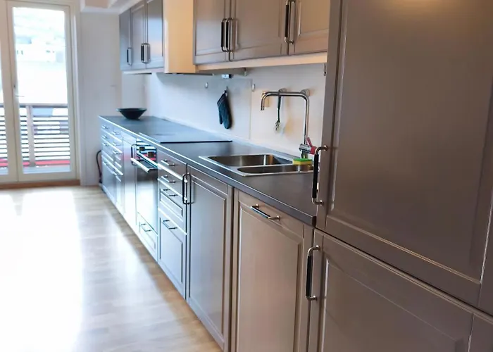 Modern 3-bedroom In - Prime Location Apartment
